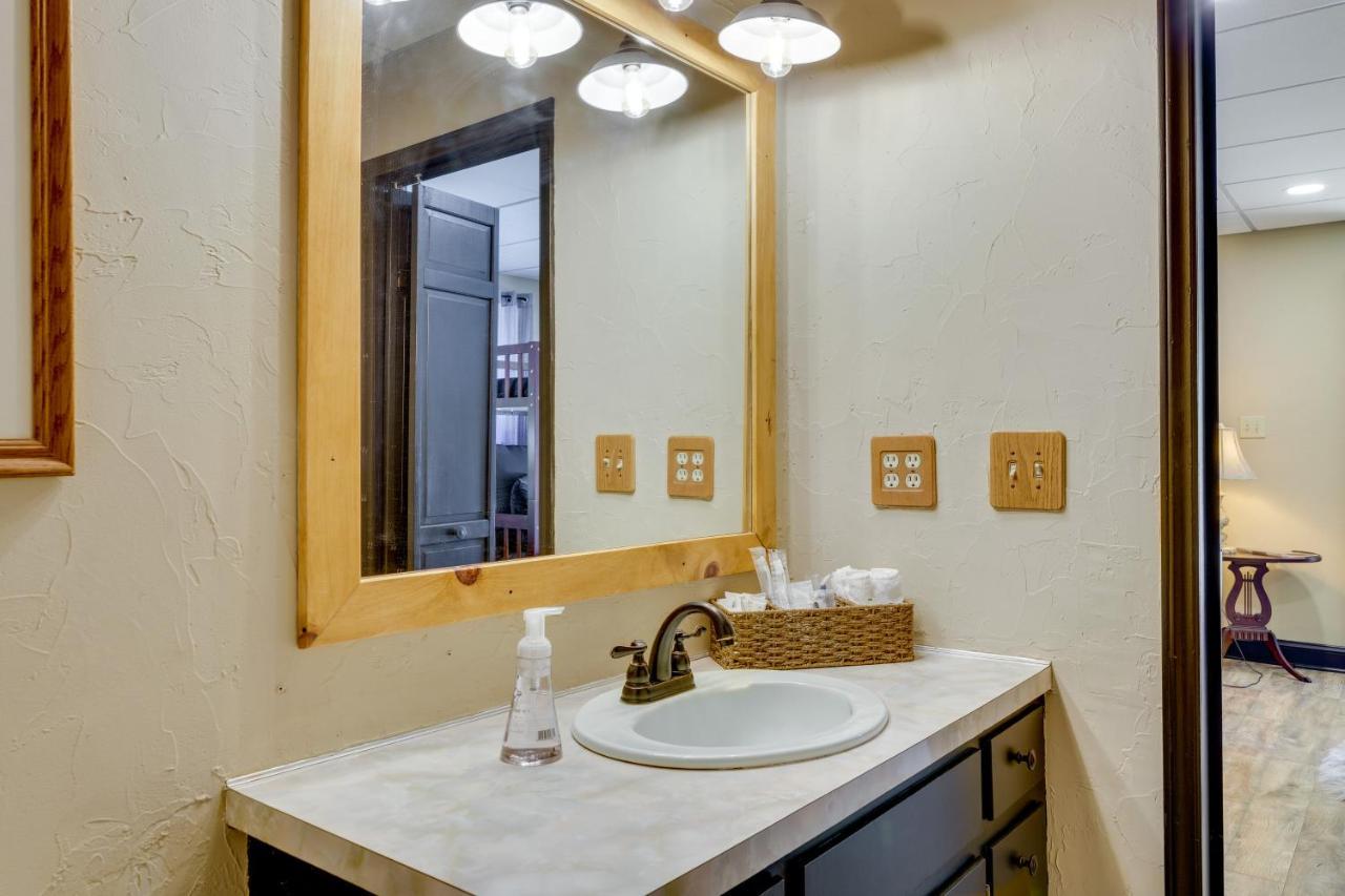 Pet-Friendly Hickory Vacation Rental With Fire Pit! Esterno foto